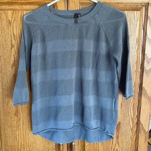 Orb grey 1/2 sleeve top size L🥰